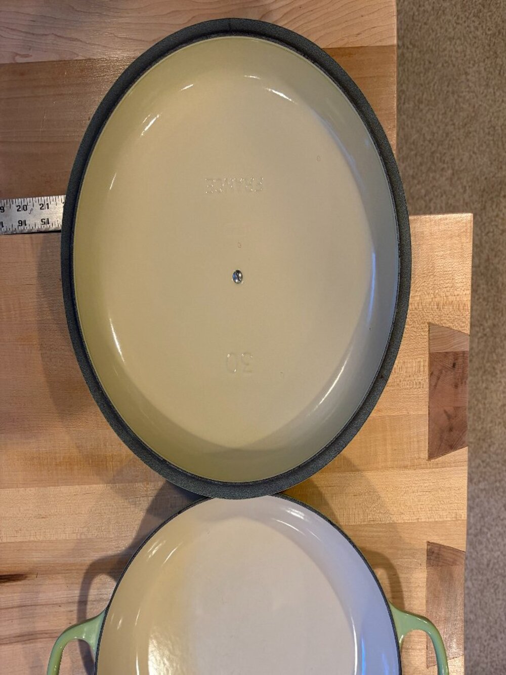 Le Creuset Kiwi Green Casserole Braiser 3-1/2 Qt #30 (Rare) - Picture 5 of 5